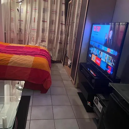 Apartment 1 In