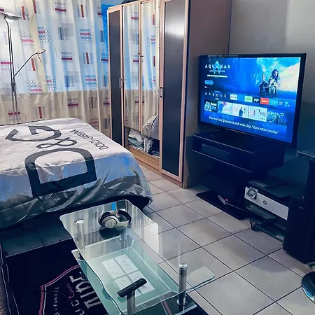 Apartment 1 In *